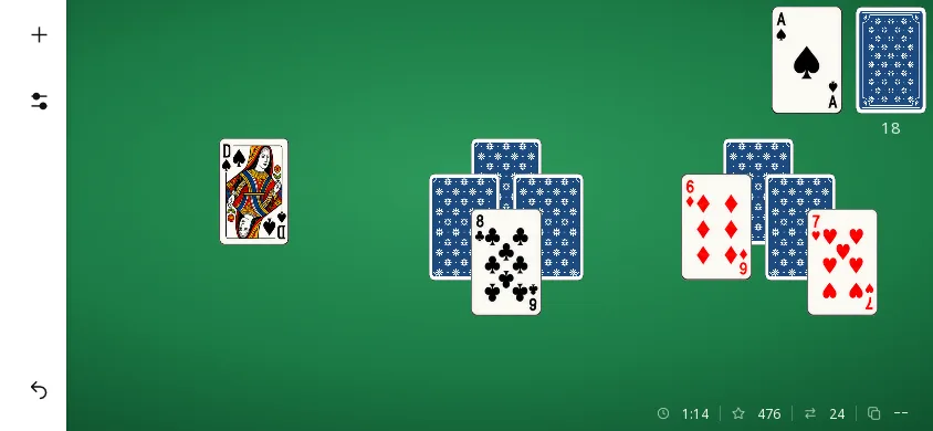 TriPeaks Solitaire sur téléphone, partie avancée : 19 cartes retirées, 476 points, 24 coups, chrono 1:14 ; défausse A♠.